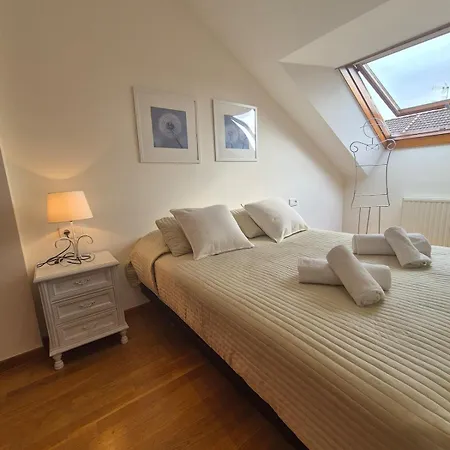 212A Asueto apartamento en villaviciosa by R2R Consulting Appartamento *