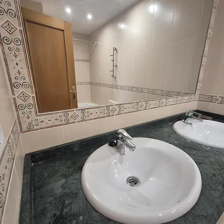 212A Asueto apartamento en villaviciosa by R2R Consulting Appartamento